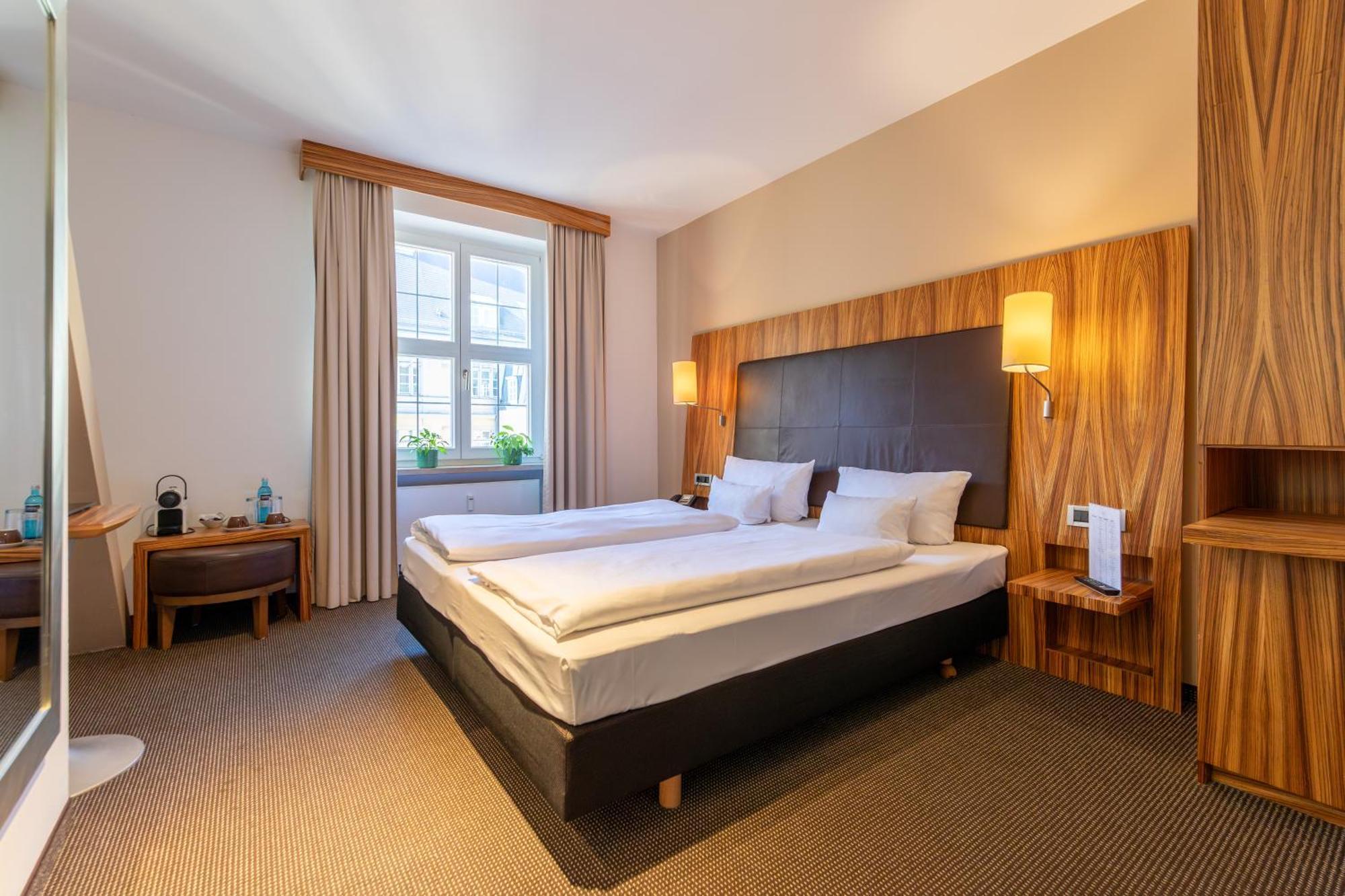 Herzogshof - Boutique-Hotel Am Dom Регенсбург Номер фото